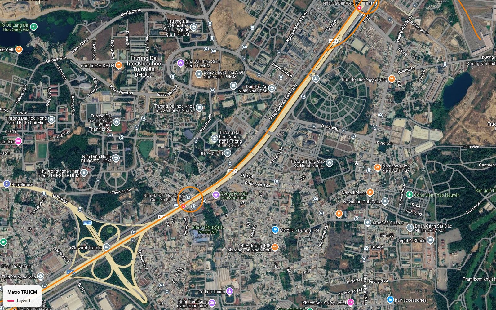 Tuyến metro số 1 TP.HCM men rìa làng đại học ĐHQG với các đồi cây và lưới đường nội khu