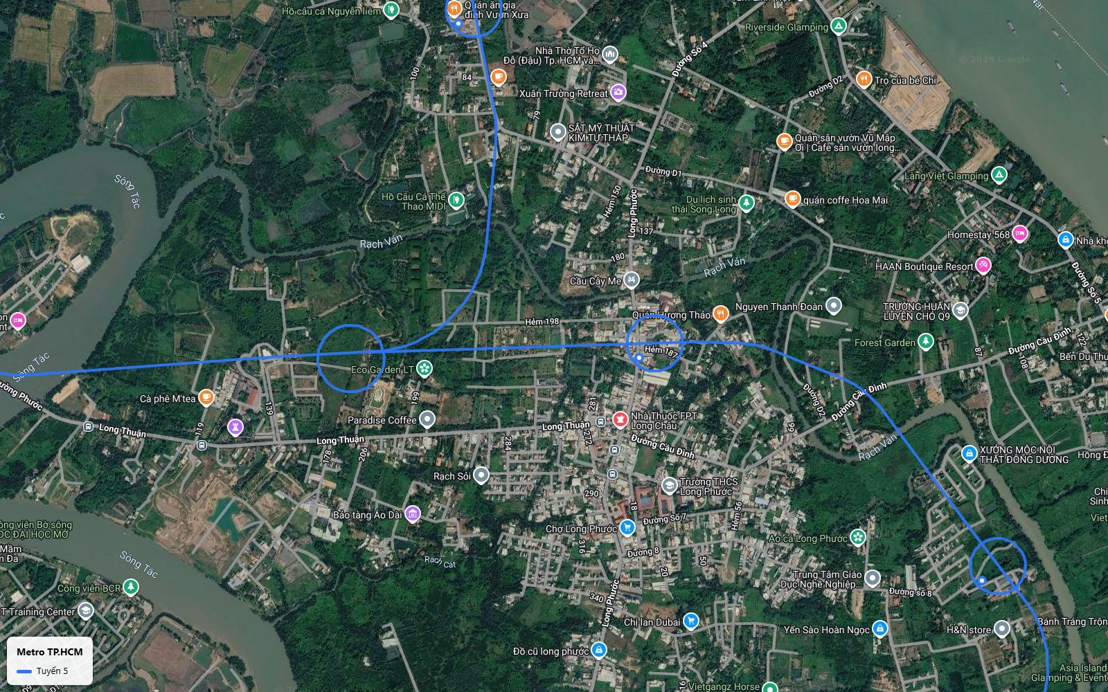 Khung bản đồ metro số 5 tại trung tâm Long Phước với hai hành lang tuyến giao nhau, gần Bảo tàng Áo Dài